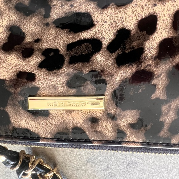Michael Kors Leopard Print Wristlet with Chain - Picture 2 of 3